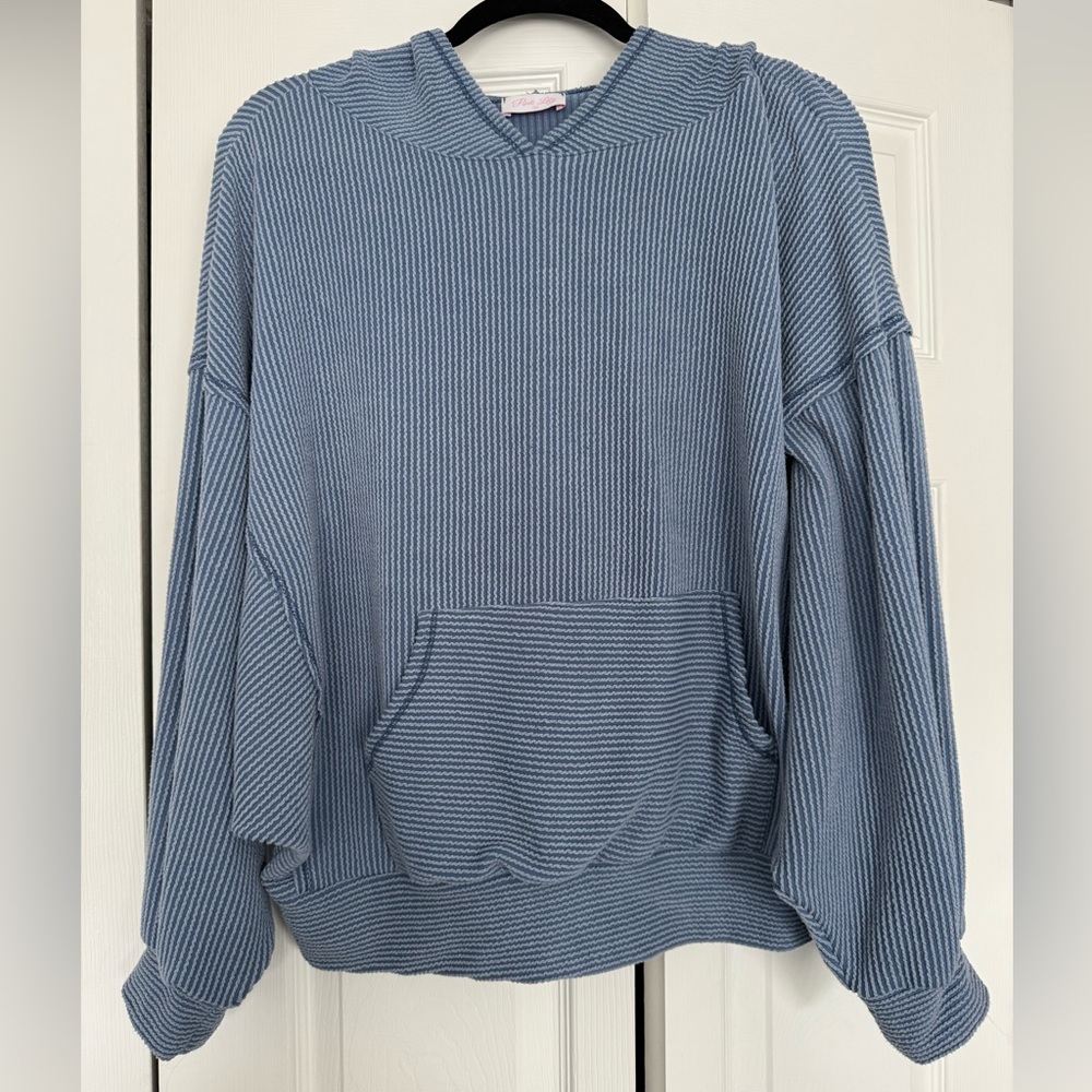 Pink lily sweatshirt